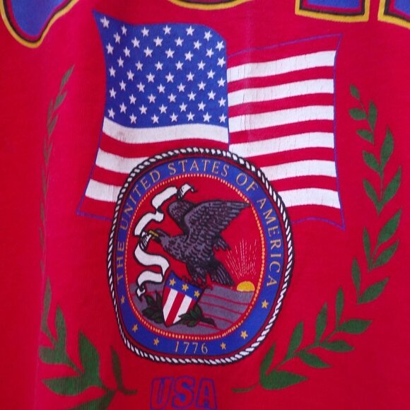 Vintage Men's XL USA Flag Graphic Single Stitch Red Cotton Made in USA T-Shirt. - Picture 4 of 9